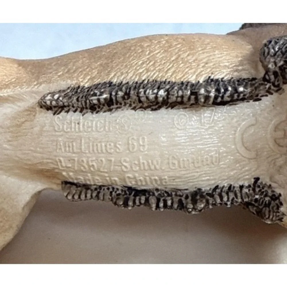 schleich smoke animal